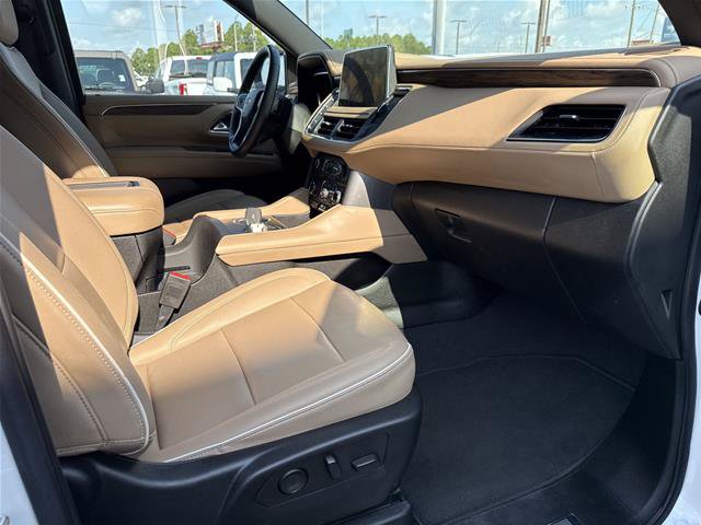 Used 2023 Chevrolet Tahoe Premier AWD/4WD image 21