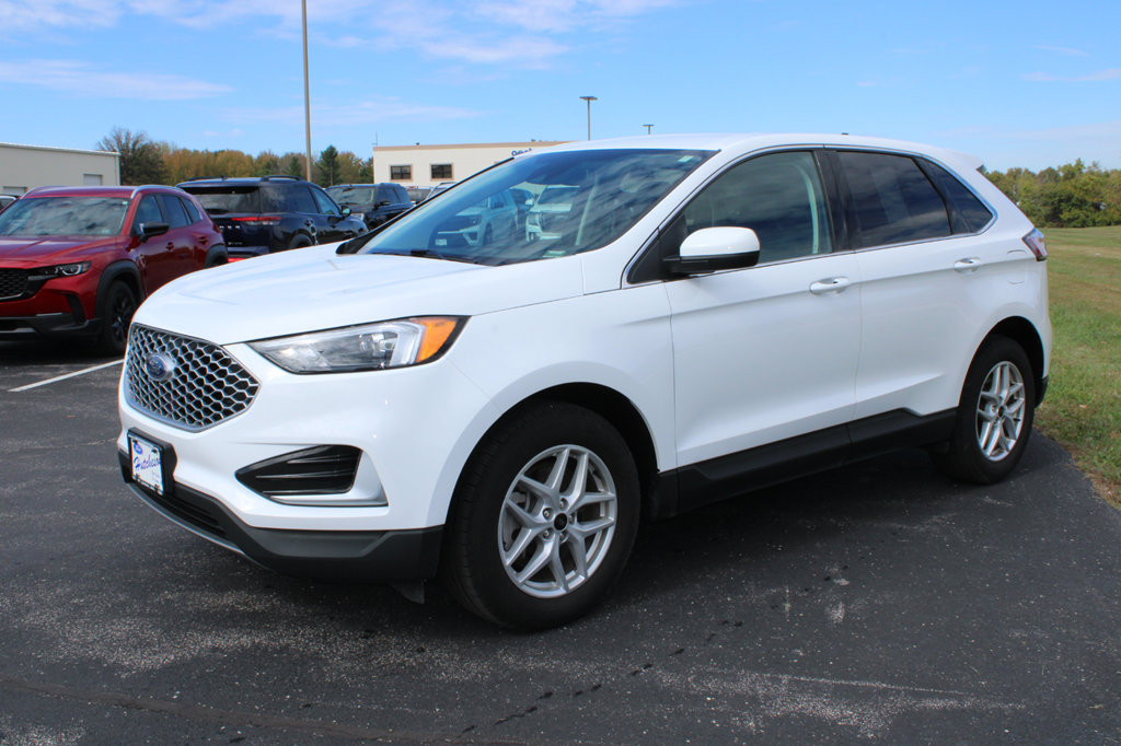 Certified 2024 Ford Edge SEL AWD/4WD image 3
