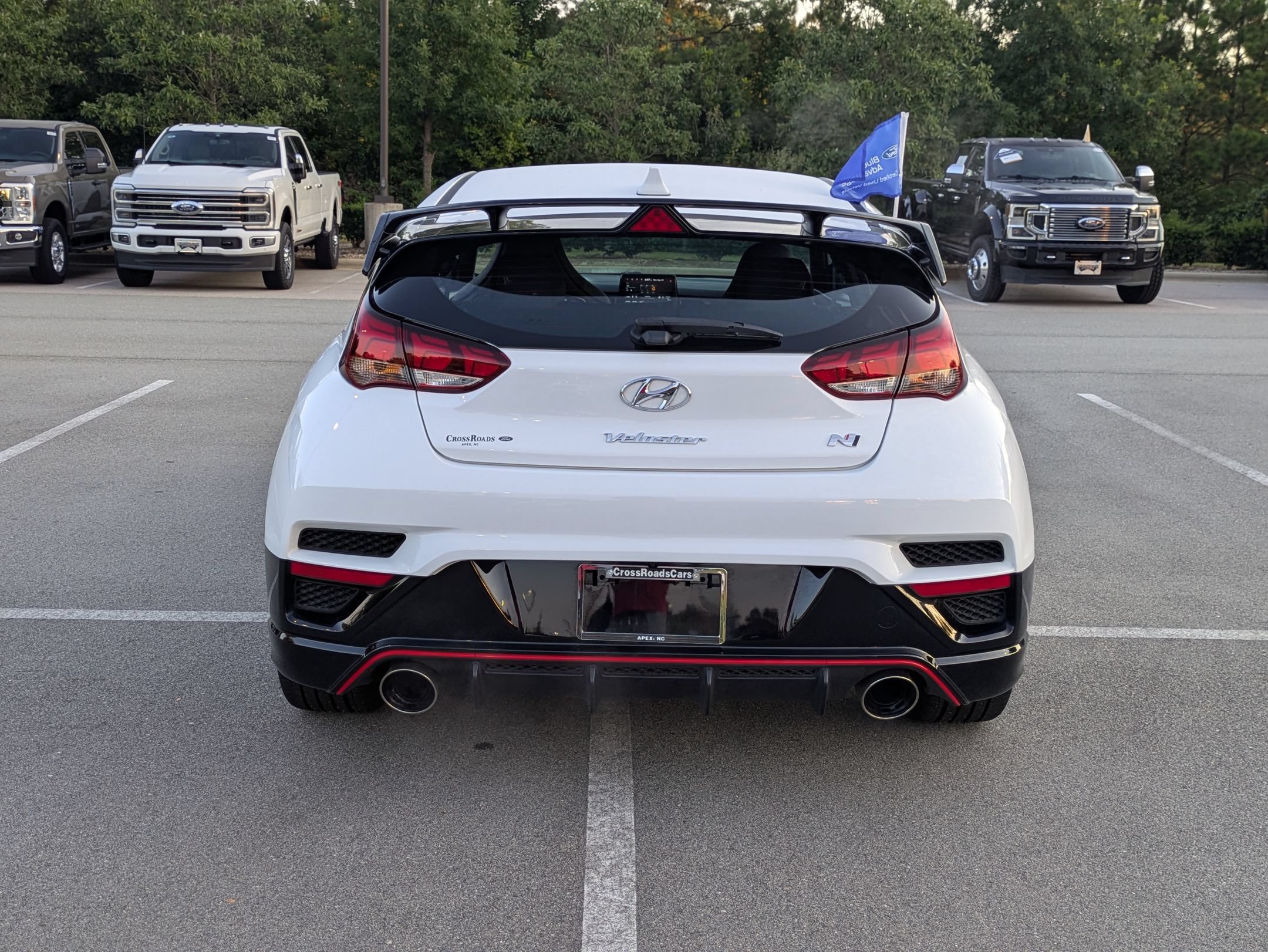 Used 2022 Hyundai Veloster N FWD image 5