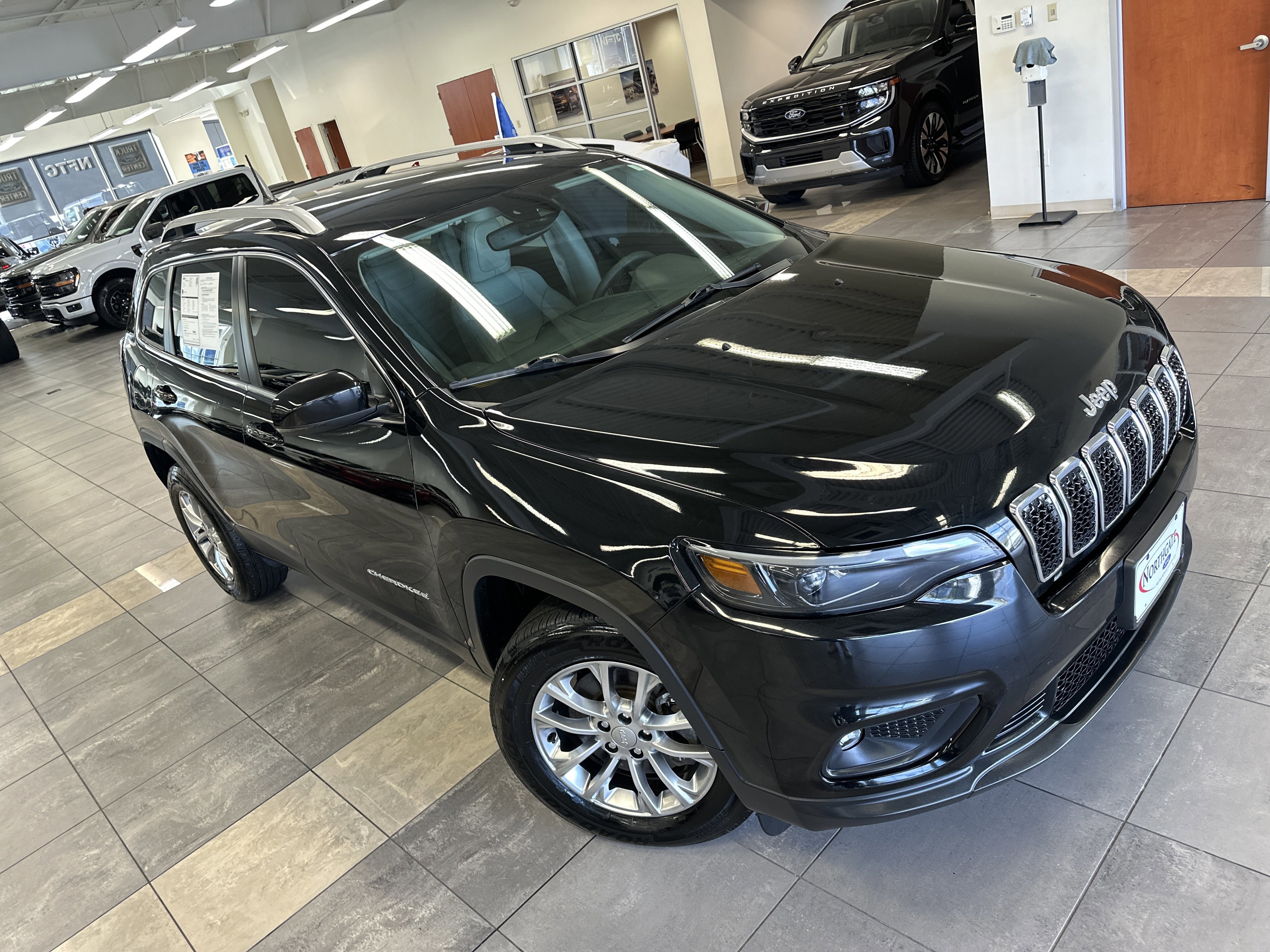 Used 2021 Jeep Cherokee Latitude Lux image 8
