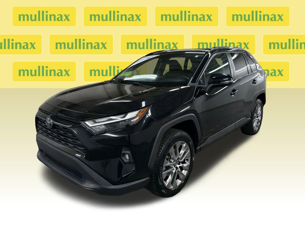 Used 2023 Toyota RAV4 XLE Premium FWD image 15