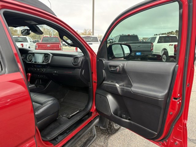 Used 2020 Toyota Tacoma TRD Off-Road image 26