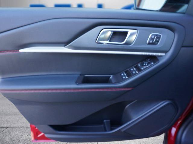Certified 2026 Ford Explorer ST AWD/4WD image 14