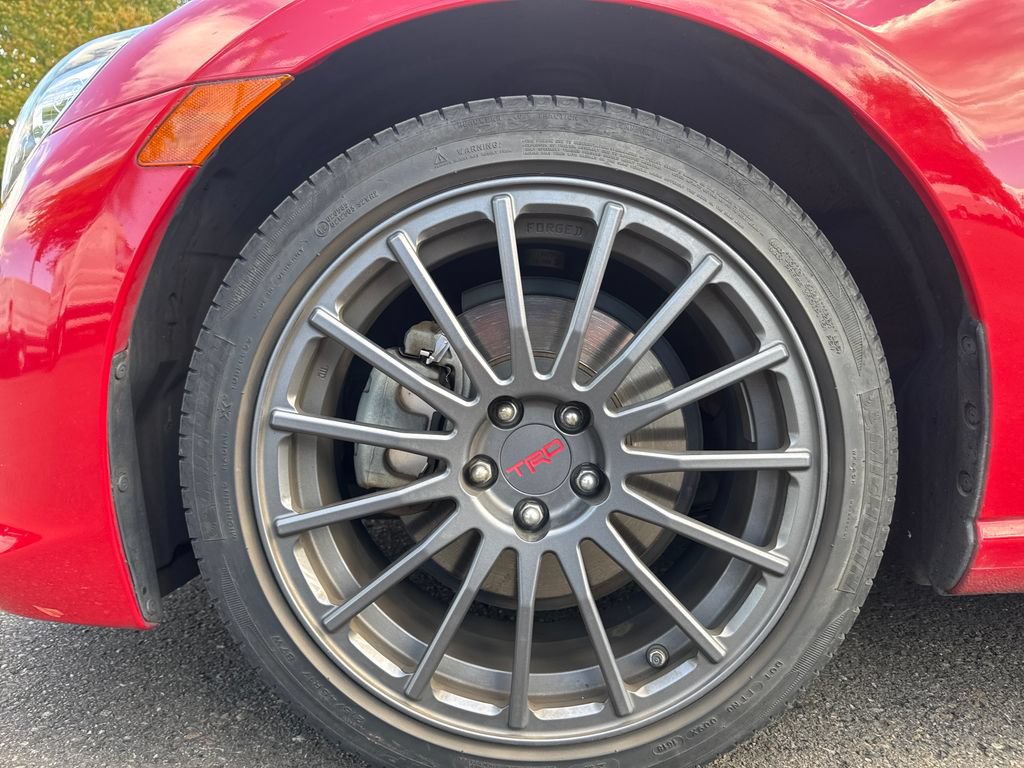 Used 2019 Toyota 86 RWD image 14