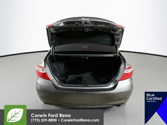 Used 2017 Toyota Camry SE w/ Protection Package (Q2) FWD image 27