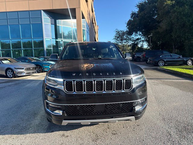 Used 2024 Jeep Wagoneer Series II w/ Flexible Seating Group AWD/4WD image 11