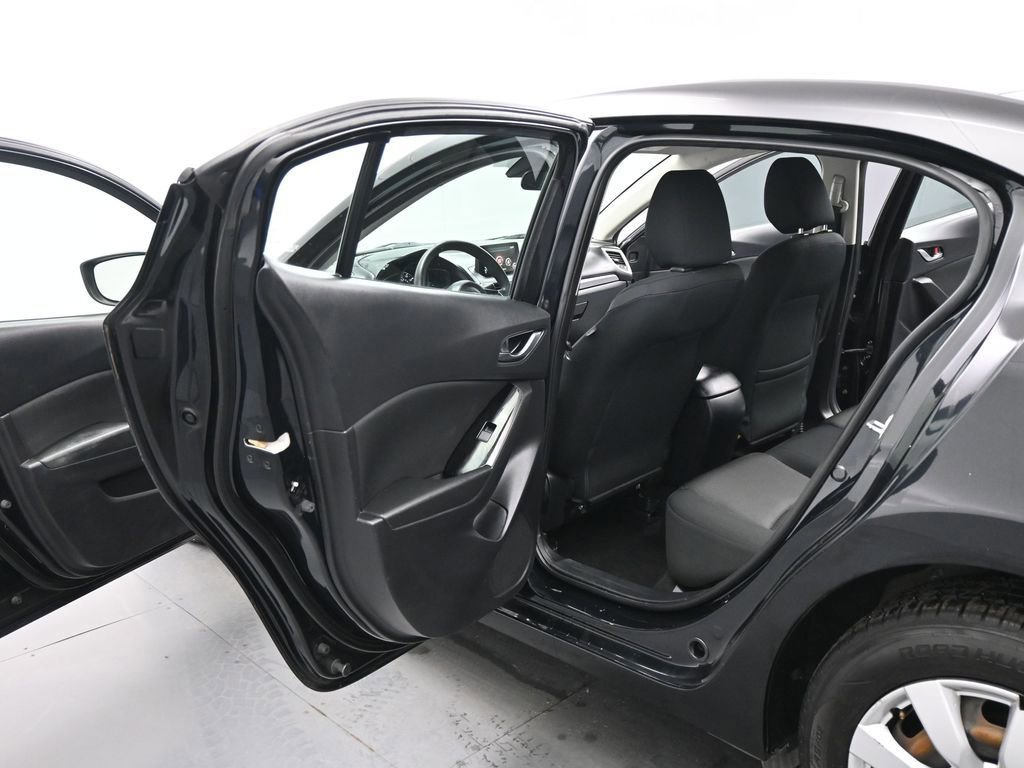 Used 2018 MAZDA MAZDA3 Sport image 44
