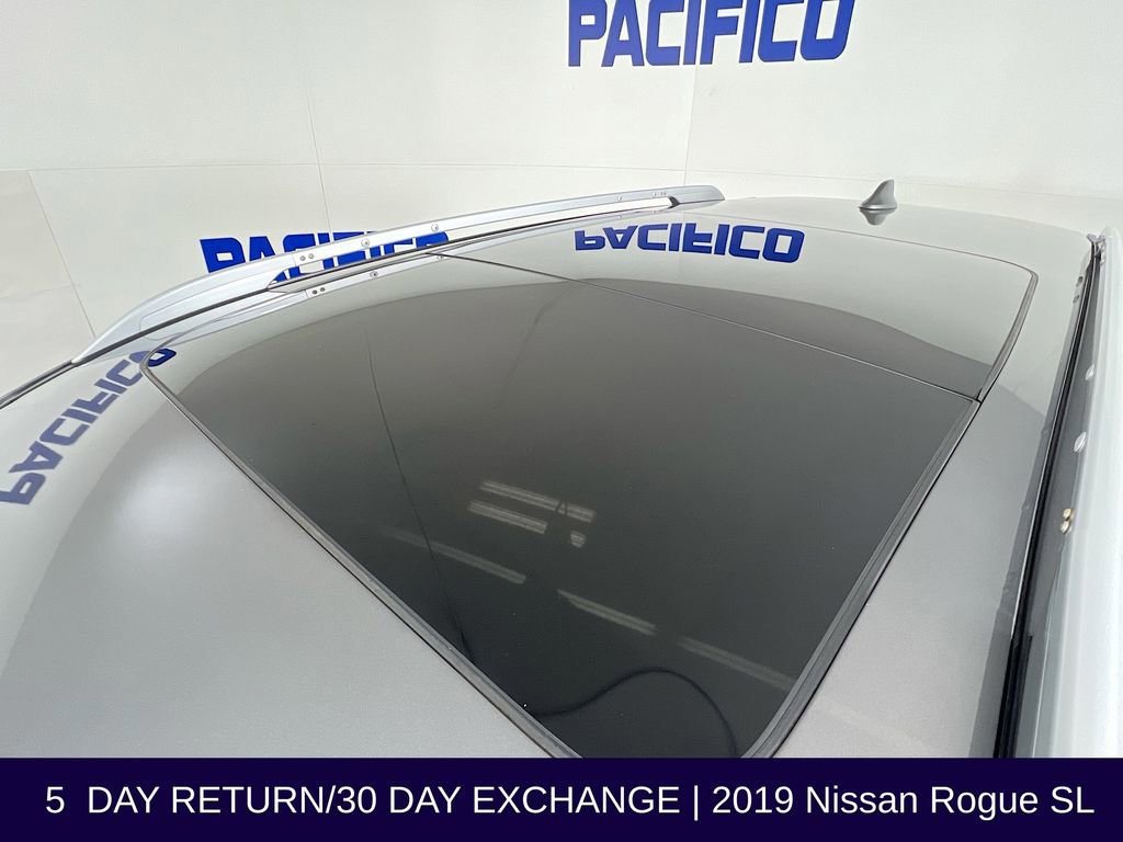 Used 2019 Nissan Rogue SL w/ Premium Package image 17