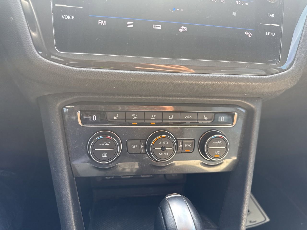 Used 2018 Volkswagen Tiguan SE FWD image 13