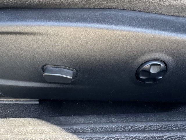 Used 2021 Dodge Challenger SXT w/ Blacktop Package image 25