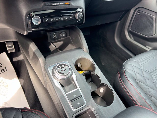 Certified 2024 Ford Escape ST-Line Elite w/ Premium Technology Package AWD/4WD image 17