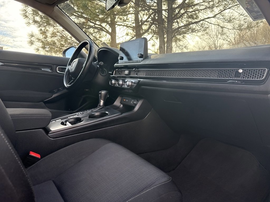 Used 2022 Honda Civic EX image 32