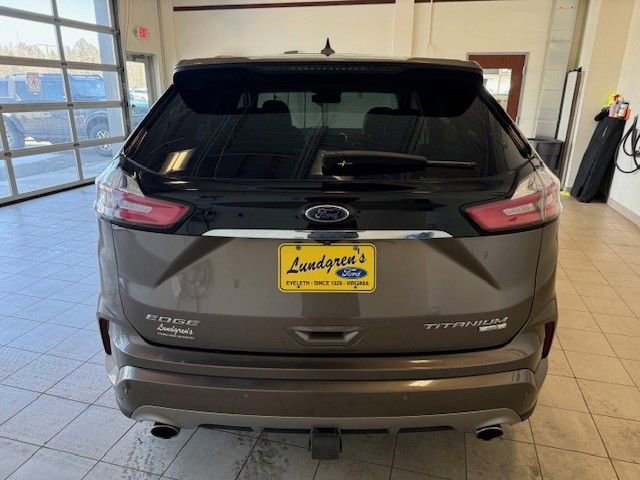 Certified 2019 Ford Edge Titanium w/ Equipment Group 301A image 3