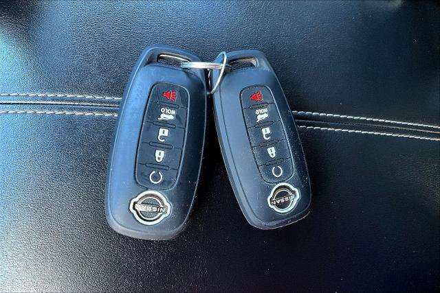 Used 2023 Nissan Pathfinder SL image 16