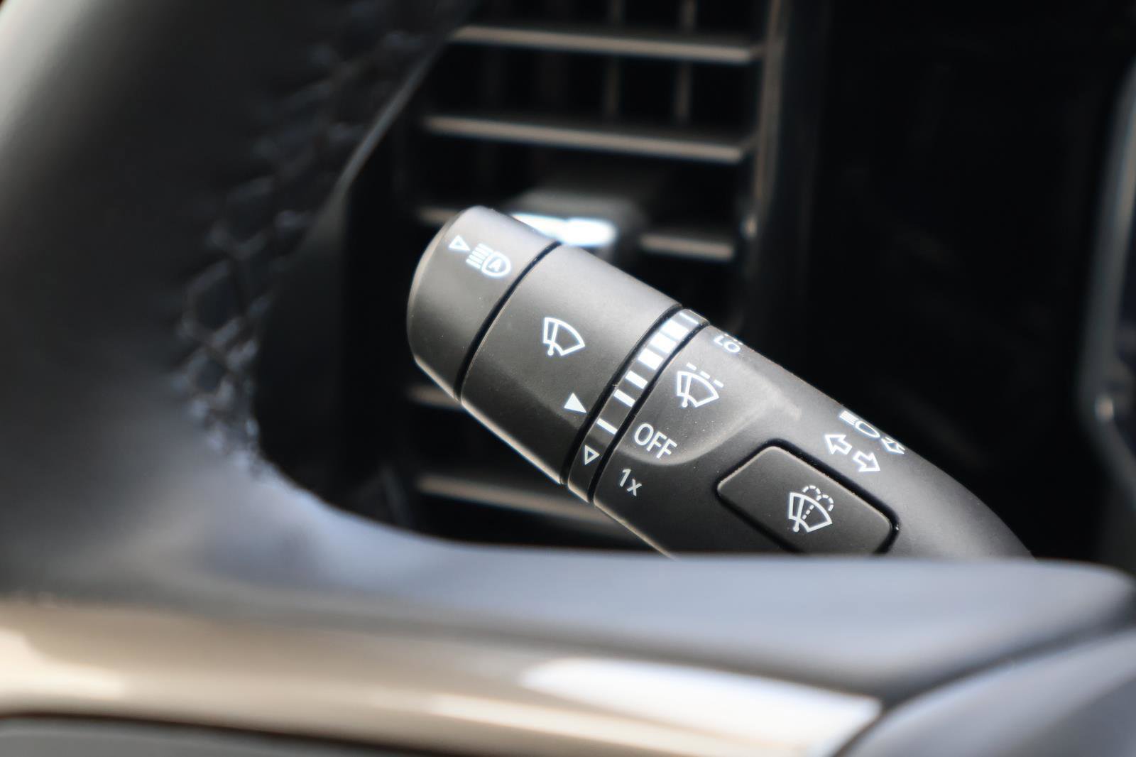 Used 2024 Chevrolet Silverado 2500 High Country w/ High Country Premium Package image 20