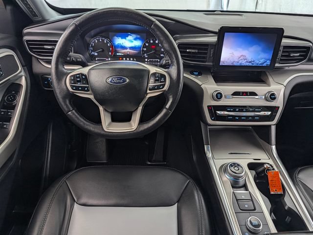 Certified 2023 Ford Explorer XLT w/ Equipment Group 202A AWD/4WD image 22