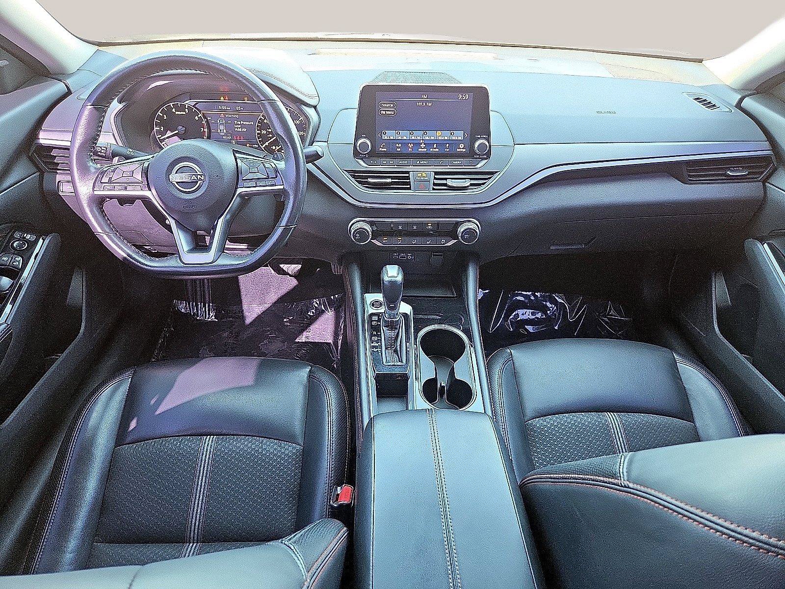 Used 2023 Nissan Altima 2.5 SR FWD image 13