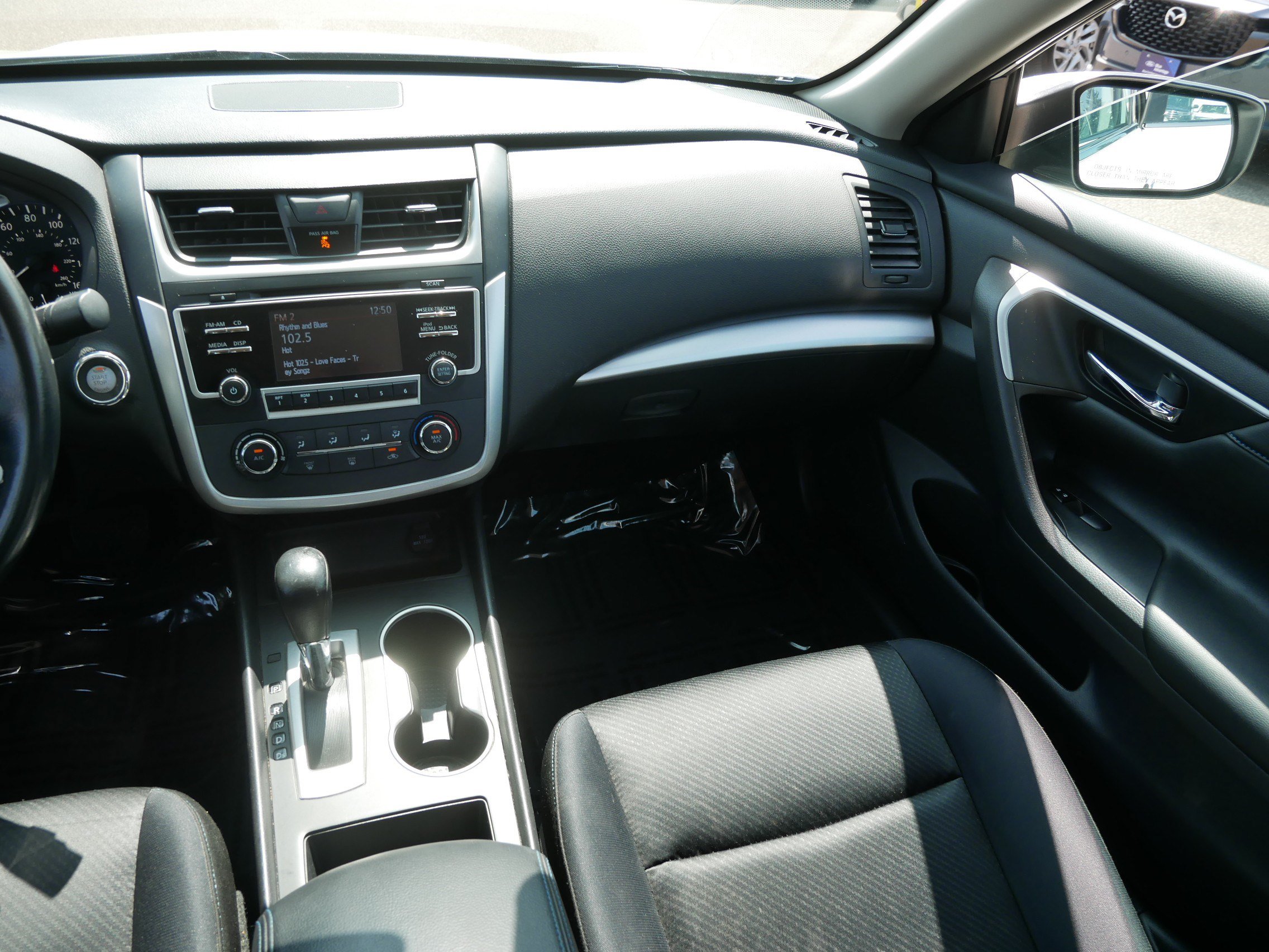 Used 2017 Nissan Altima 2.5 SR FWD image 11