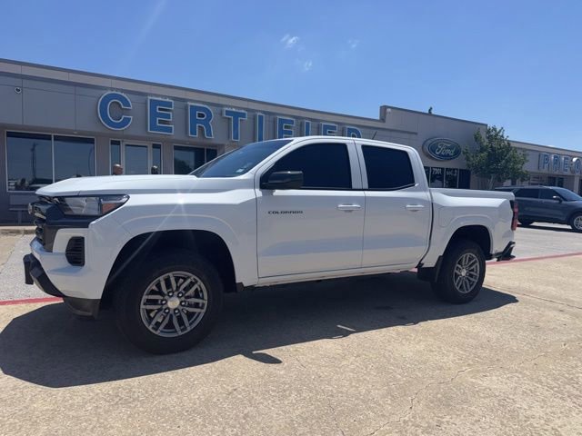 Used 2025 Chevrolet Colorado LT w/ Advanced Trailering Package RWD image 2