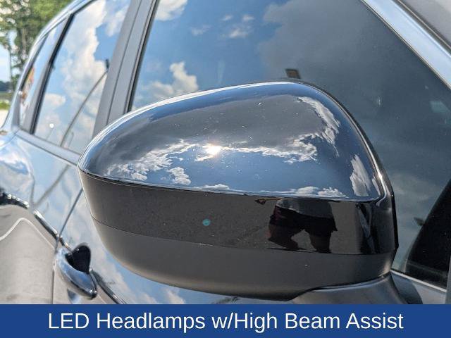 Used 2026 Nissan Rogue SV w/ Cold Weather Package FWD image 11