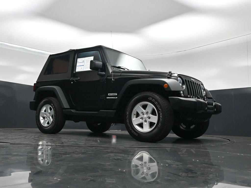 Used 2017 Jeep Wrangler Sport w/ Quick Order Package 24S AWD/4WD image 4