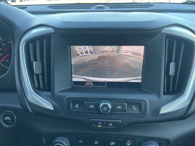 Used 2024 GMC Terrain SLE image 22