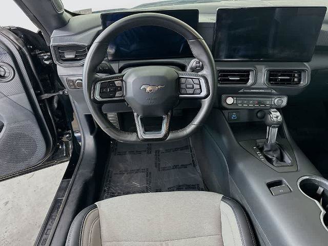 Certified 2024 Ford Mustang Coupe RWD image 9