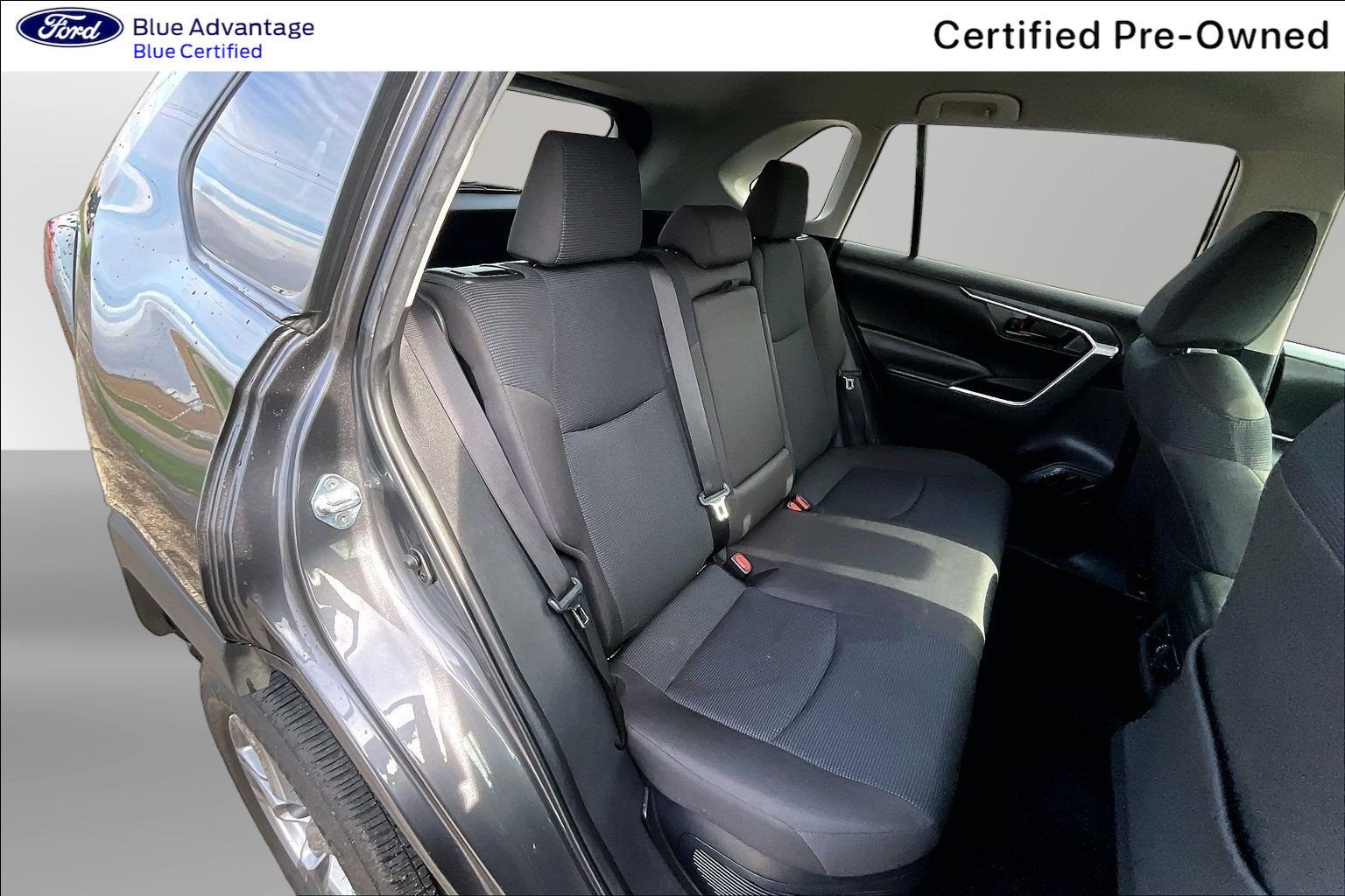 Used 2024 Toyota RAV4 LE AWD/4WD image 17