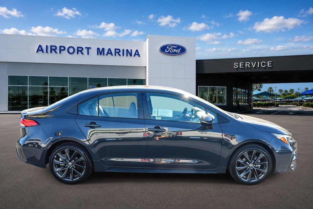 Used 2025 Toyota Corolla SE FWD image 9
