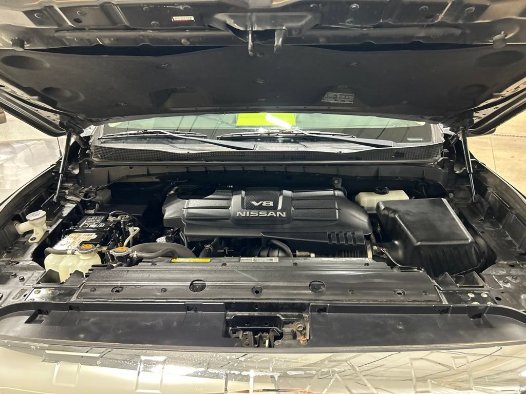 Used 2017 Nissan Titan SV AWD/4WD image 29