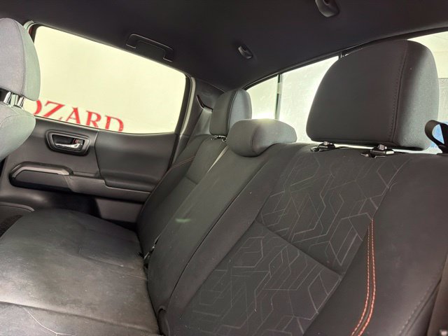 Used 2018 Toyota Tacoma TRD Off-Road AWD/4WD image 29