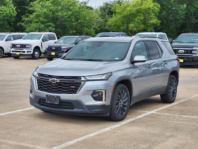 Used 2023 Chevrolet Traverse RS w/ LPO, Floor Liner Package AWD/4WD image 3