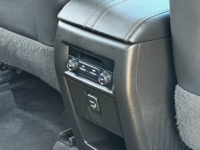 Used 2019 Chevrolet Traverse LT FWD image 35