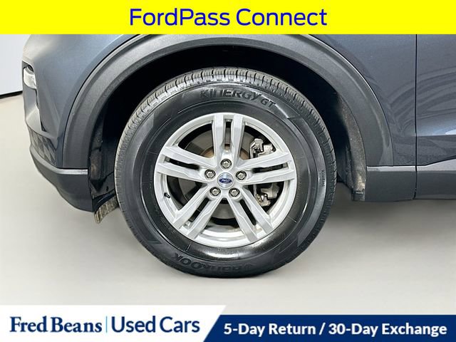 Certified 2022 Ford Explorer XLT w/ Equipment Group 202A AWD/4WD image 37