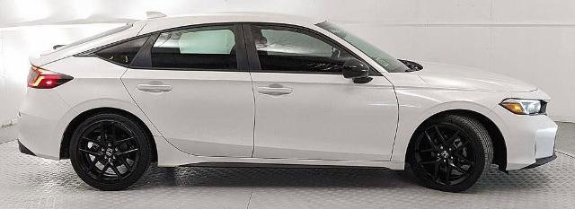 Used 2025 Honda Civic Sport image 2