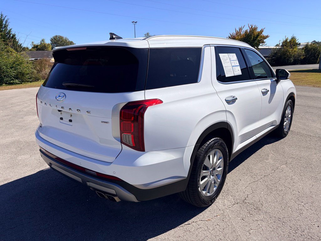 Used 2025 Hyundai Palisade SEL AWD/4WD image 3