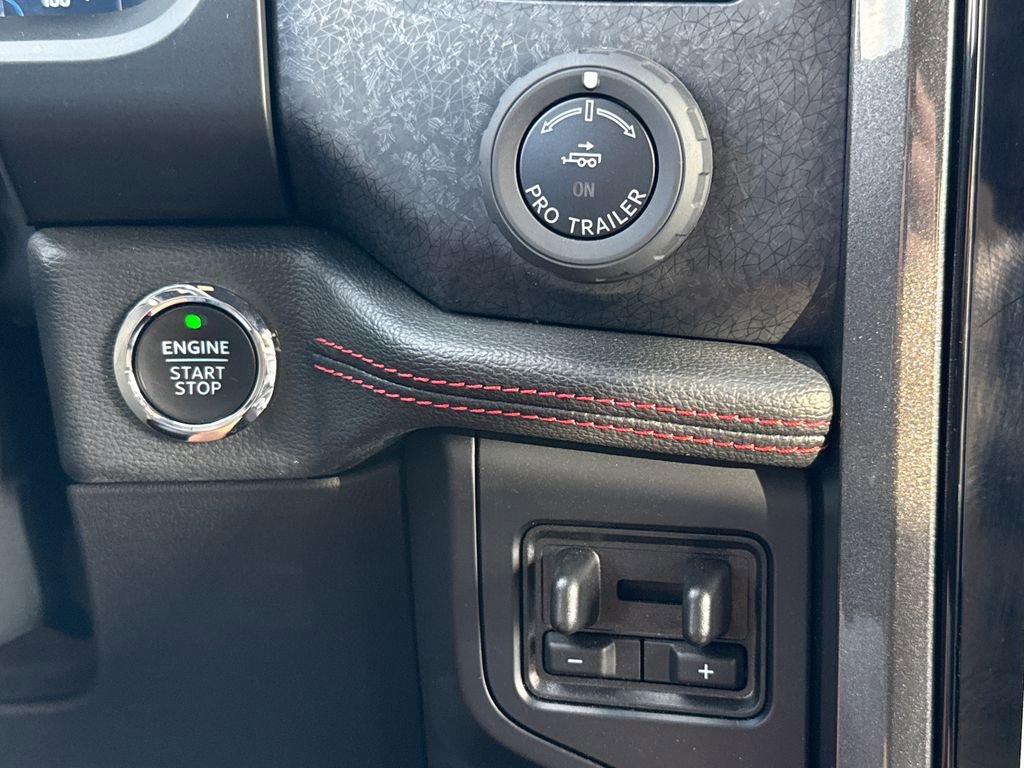 Certified 2023 Ford Expedition Limited image 27