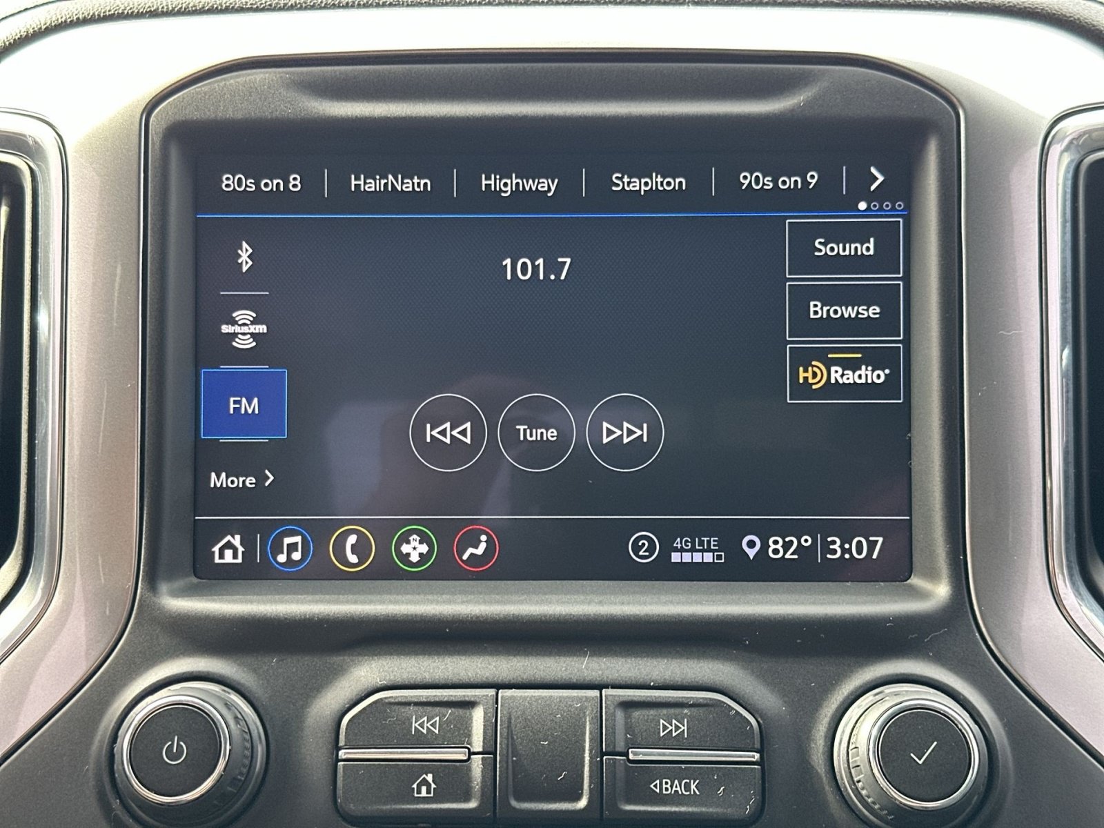 Used 2020 Chevrolet Silverado 1500 LT Trail Boss AWD/4WD image 19