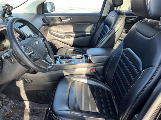 Certified 2020 Ford Edge SEL w/ Cold Weather Package image 7