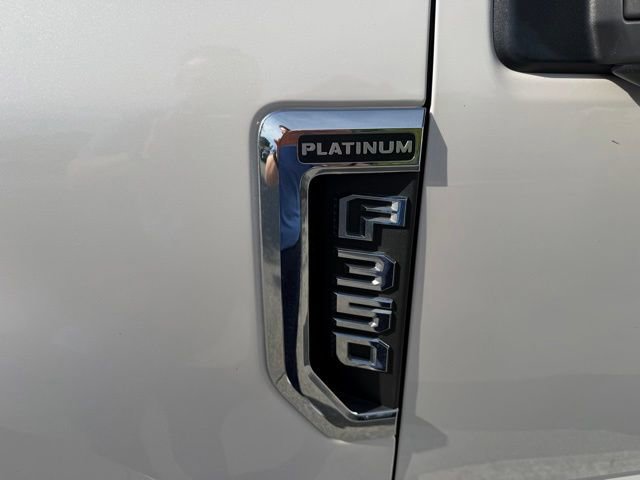 Certified 2018 Ford F350 Platinum w/ Platinum Ultimate Package AWD/4WD image 9