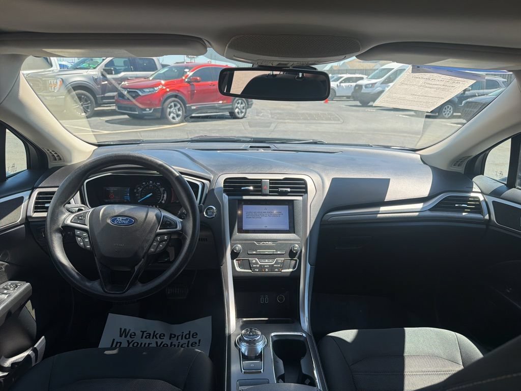 Certified 2019 Ford Fusion SE FWD image 16
