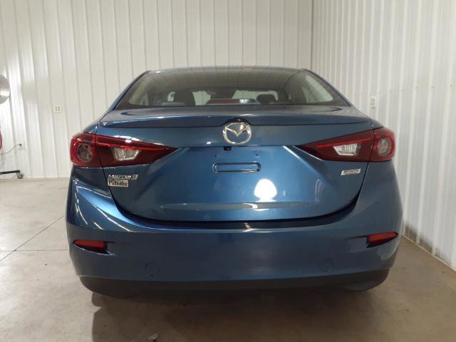 Used 2018 MAZDA MAZDA3 Touring image 3