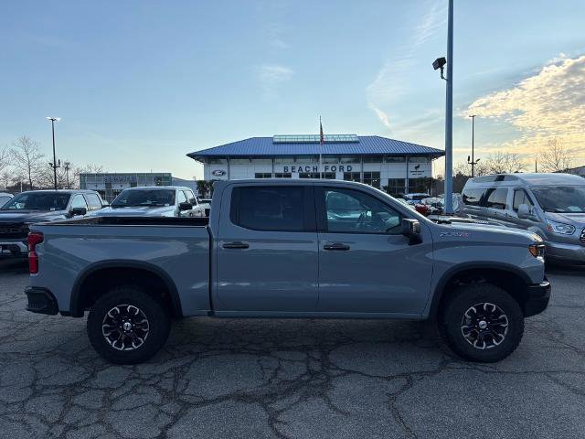 Used 2025 Chevrolet Silverado 1500 ZR2 w/ Technology Package image 6
