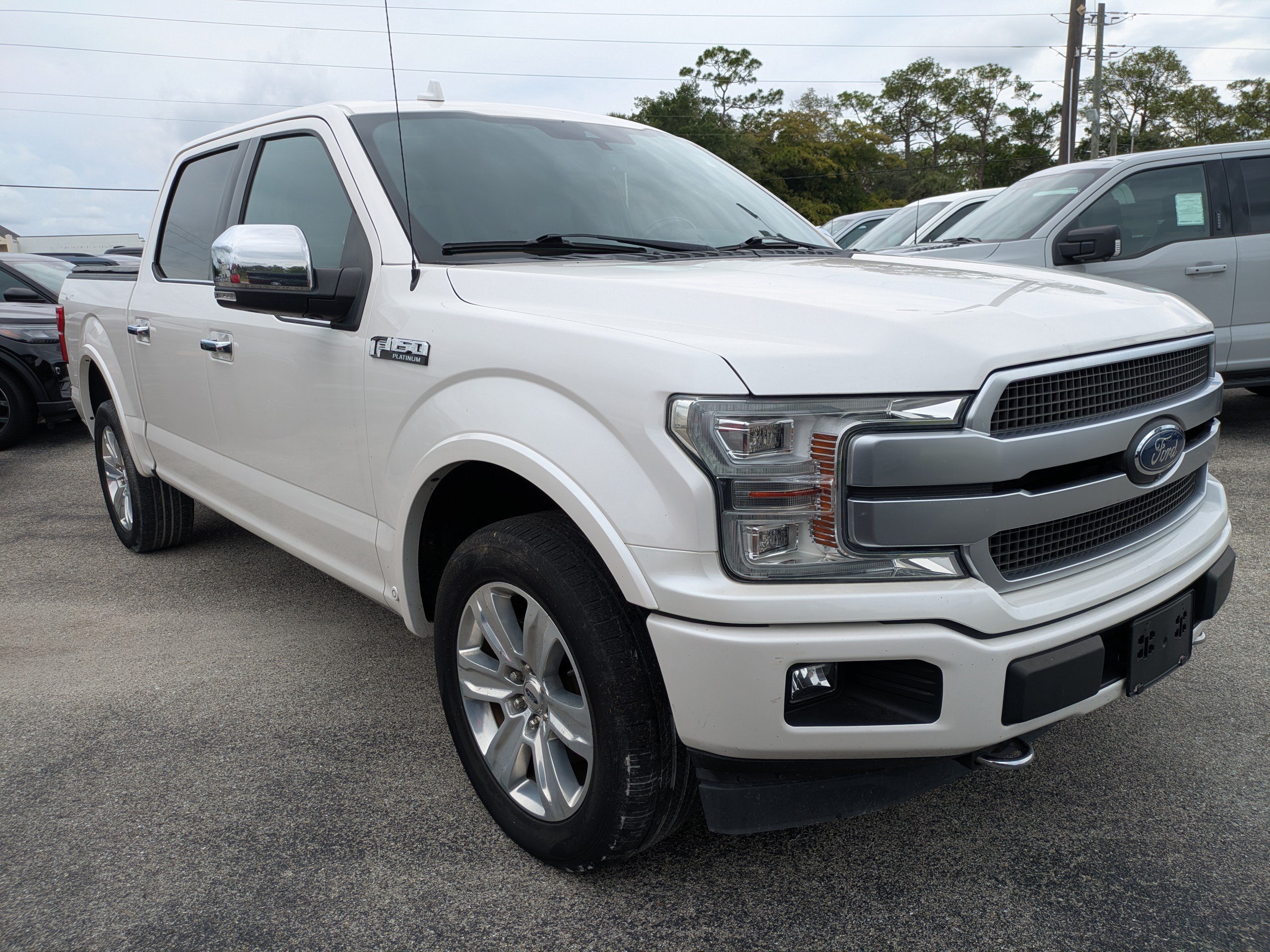 Certified 2019 Ford F150 Platinum w/ Equipment Group 701A Luxury AWD/4WD image 2