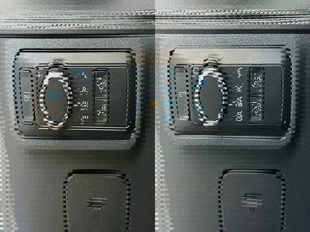 Certified 2024 Ford Mustang Premium image 24