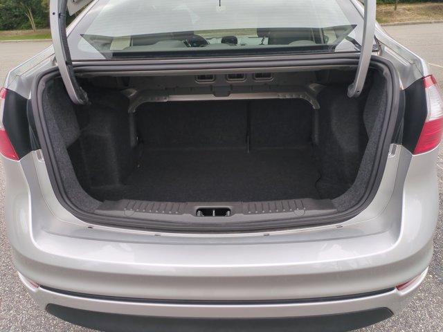 Certified 2018 Ford Fiesta SE FWD image 30