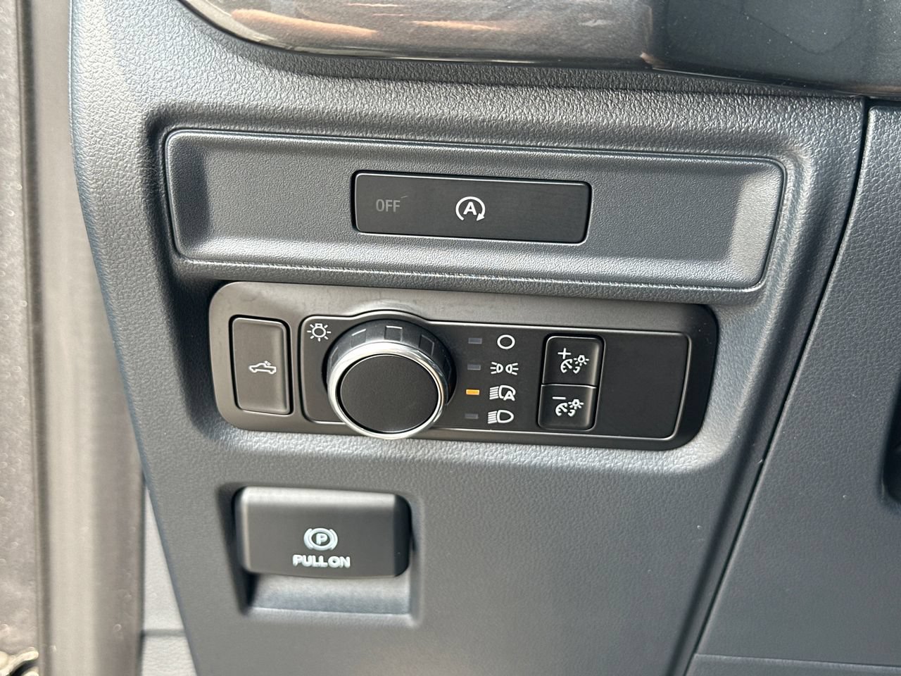 Certified 2025 Ford F150 STX AWD/4WD image 32