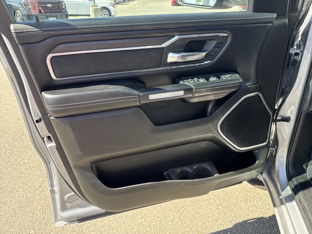Used 2025 RAM 1500 Laramie AWD/4WD image 11