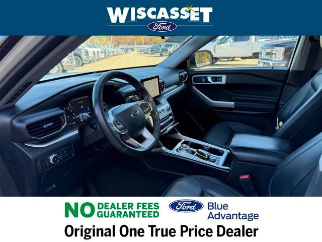 Certified 2022 Ford Explorer XLT w/ Equipment Group 202A image 11