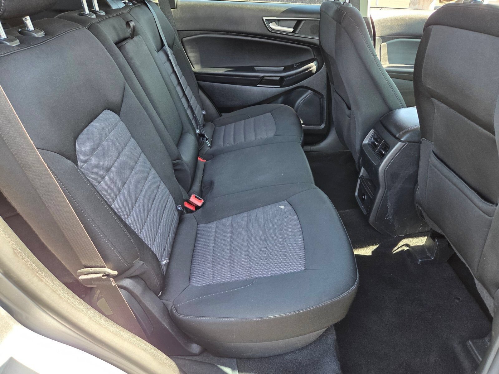 Certified 2023 Ford Edge SE w/ Black Appearance Package AWD/4WD image 14